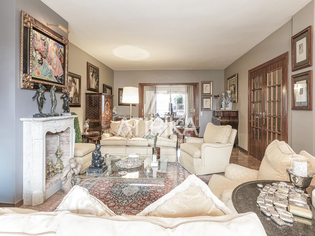 Apartment in Sarrià-Sant Gervasi, Barcelona, Spain 5 - 17466326