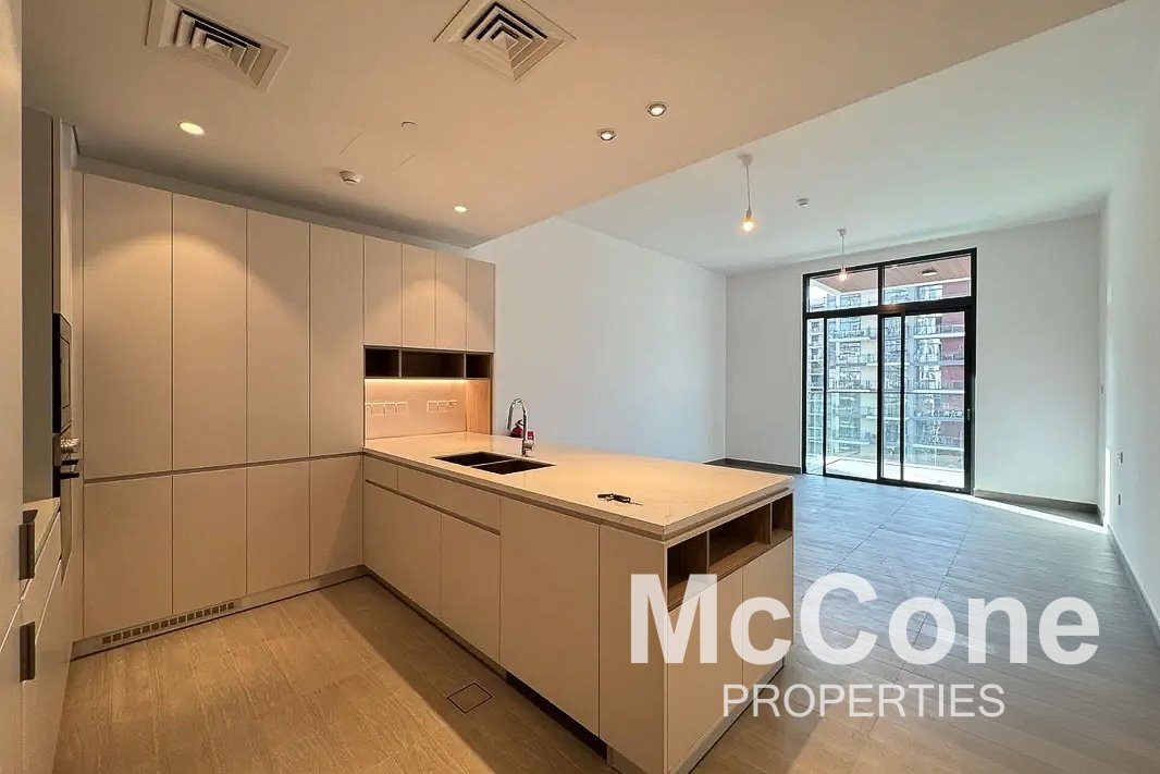 Apartment in Al Jaddaf, Dubai, United Arab Emirates 2 - 17464537