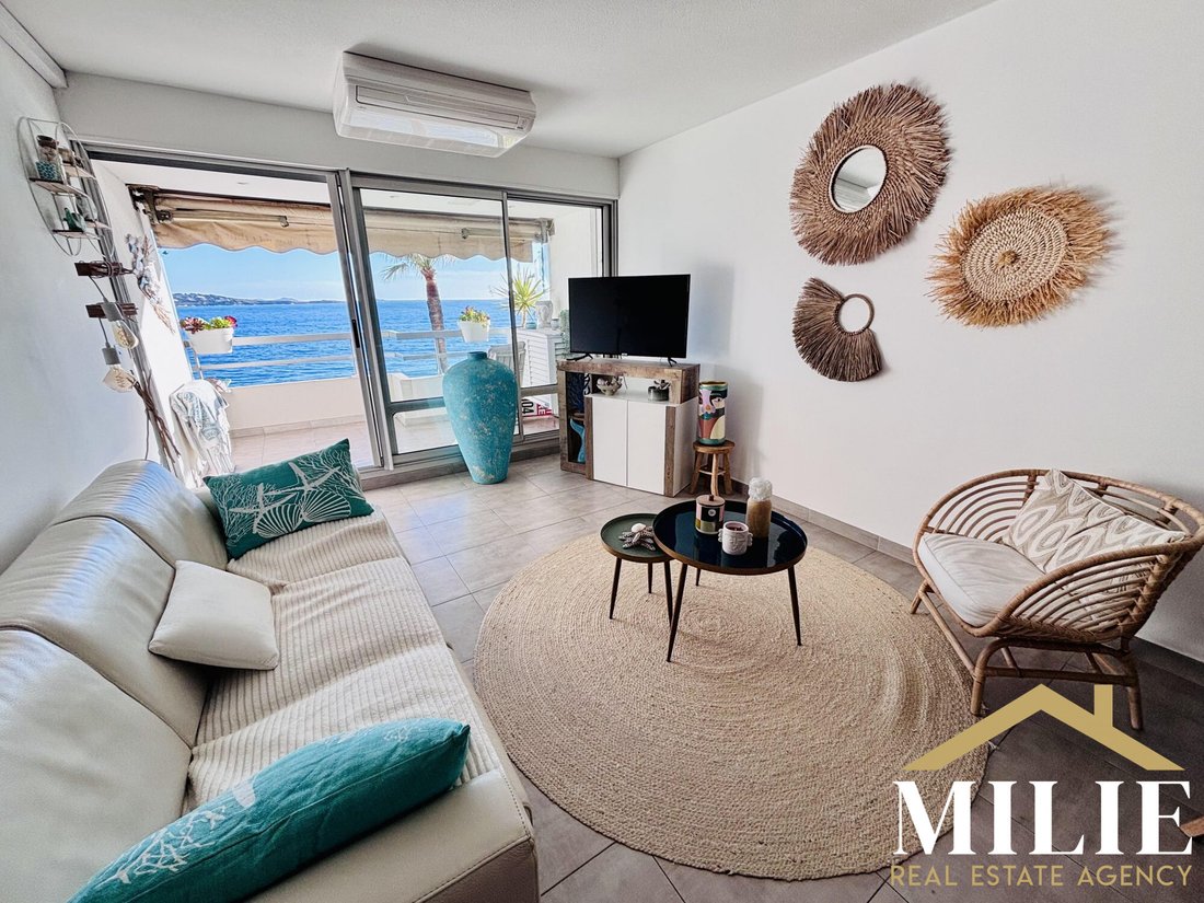 Apartment in Bandol, Provence-Alpes-Côte d'Azur, France 2 - 17468646