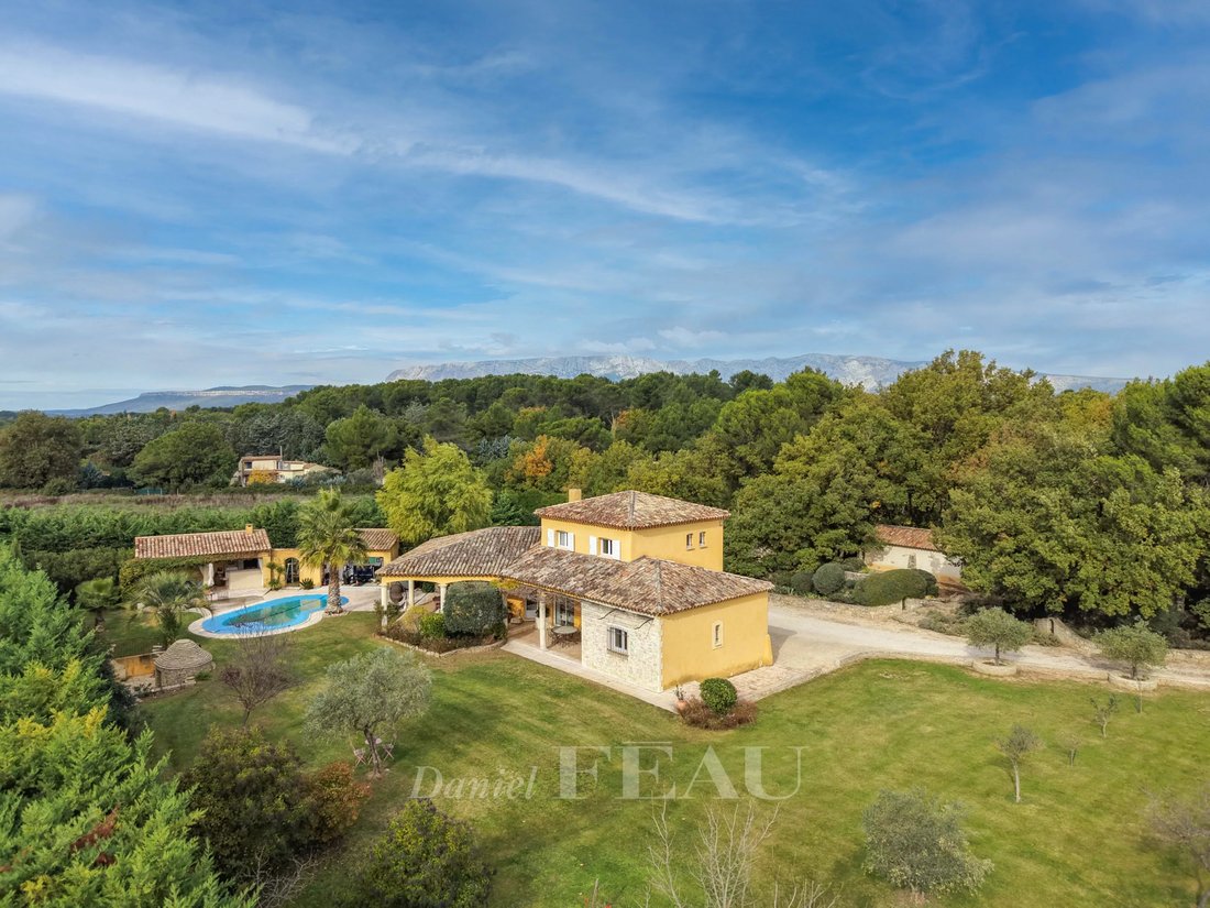 House in Trets, Provence-Alpes-Côte d'Azur, France 2 - 17465192