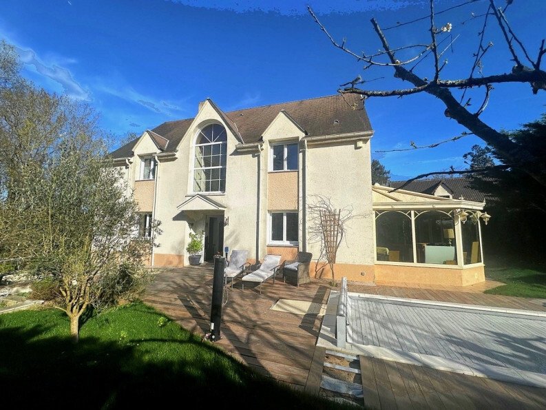 House in Les Loges-en-Josas, Ile-de-France, France 2 - 17431490