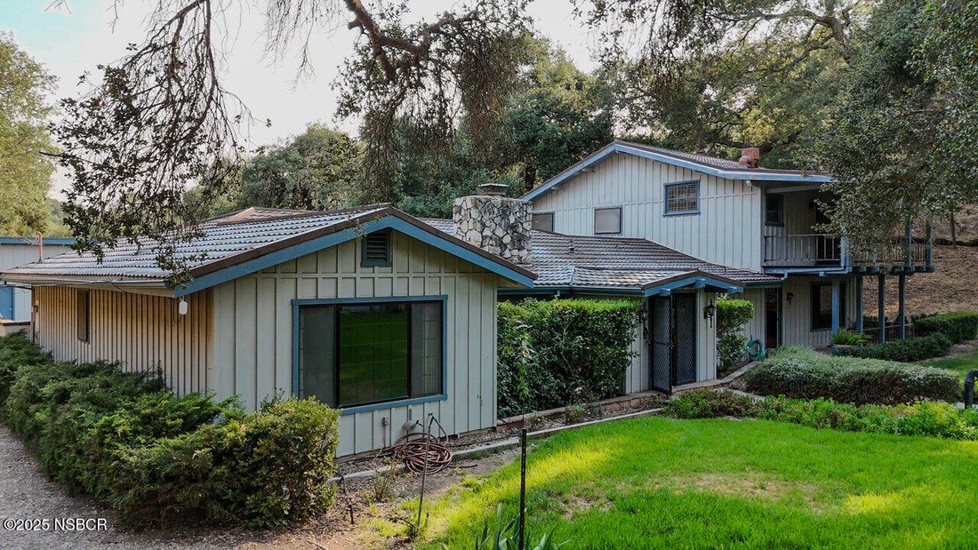 House in Santa Ynez, California, United States 2 - 17465391