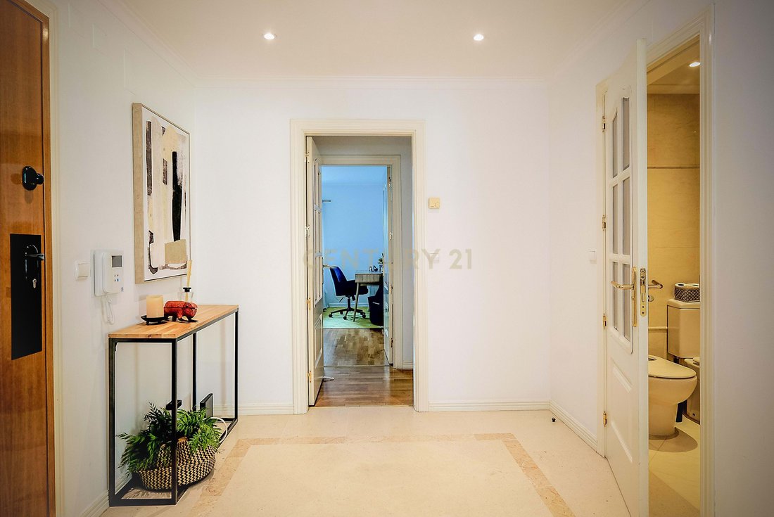 Apartment in Estoril, Cascais e Estoril, Lisbon 4 - 17464972