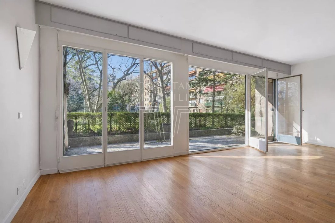 Apartment in Puteaux, Ile-de-France, France 2 - 17464779