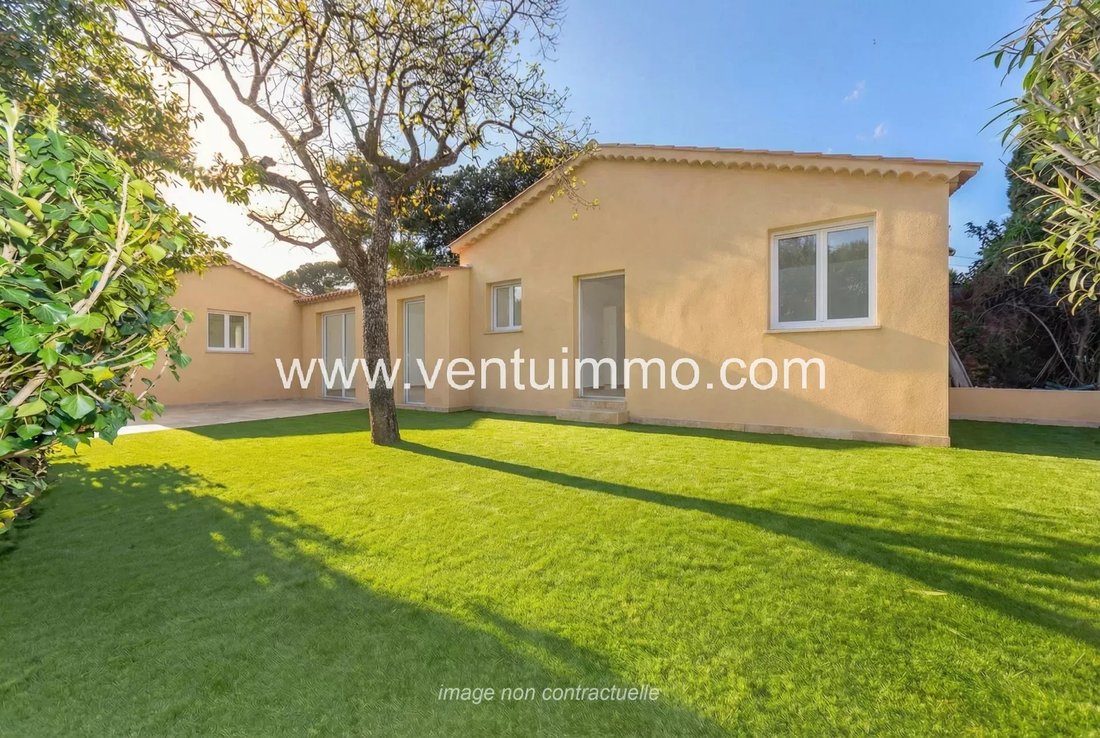 House in Mougins, Provence-Alpes-Côte d'Azur, France 2 - 17467725