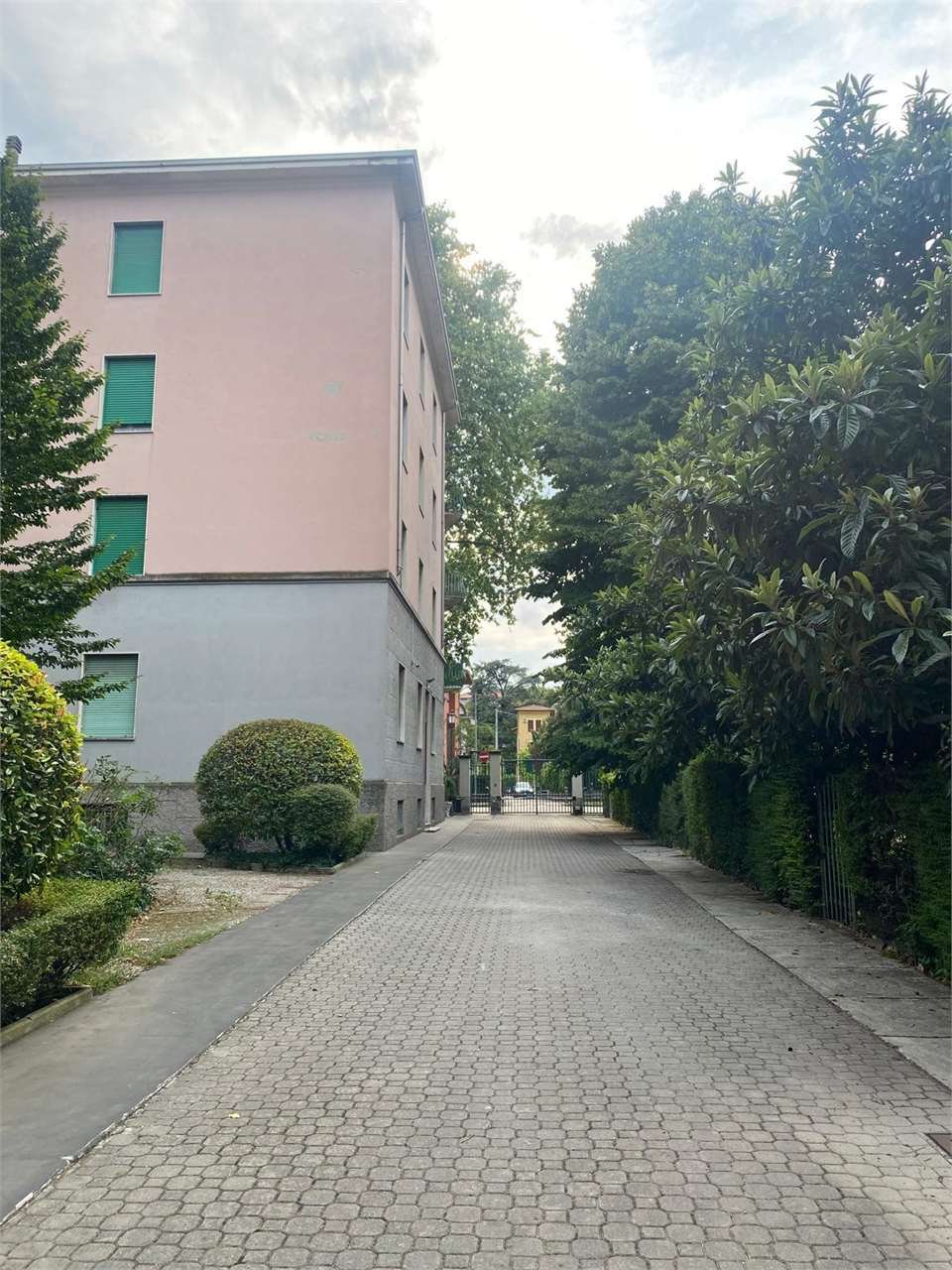 Apartment in Cittadella, Parma, Emilia-Romagna 2 - 17466929