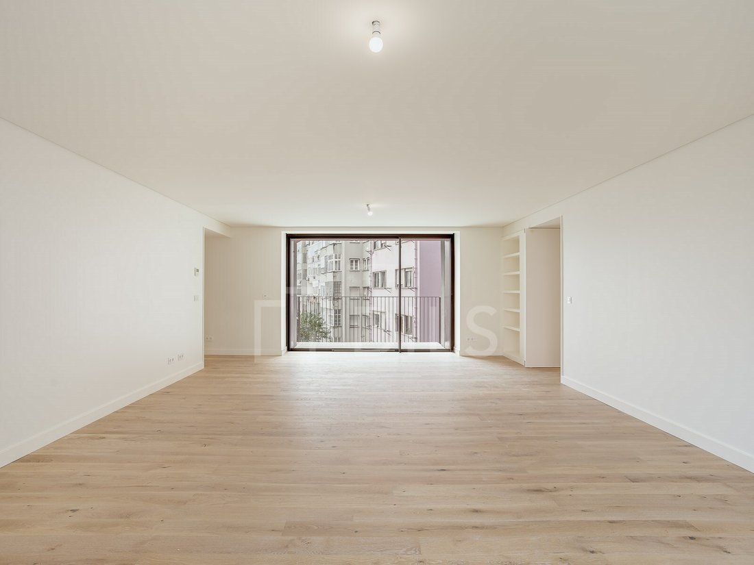 Apartment in Areeiro, Lisbon, Portugal 4 - 17408845