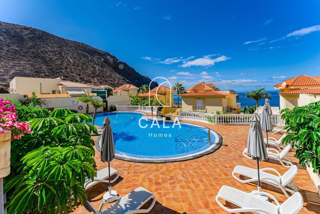 House in Los Cristianos, Canary Islands, Spain 2 - 17464320