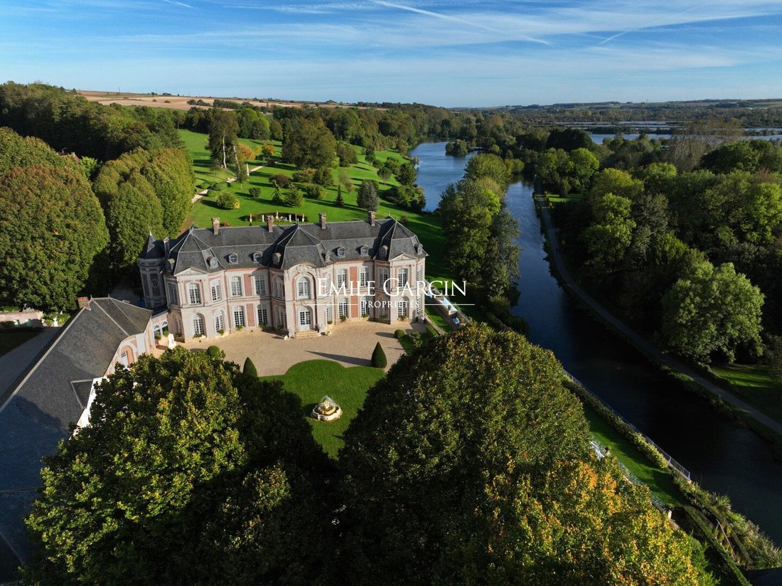 Villa in Saint Maurice, Amiens, France 1 - 17465236