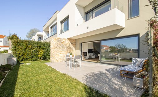 Villa in São João das Lampas, Lisbon, Portugal 1