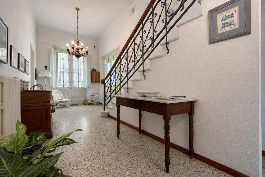Villa in Camaiore, Tuscany, Italy 3 - 17466652