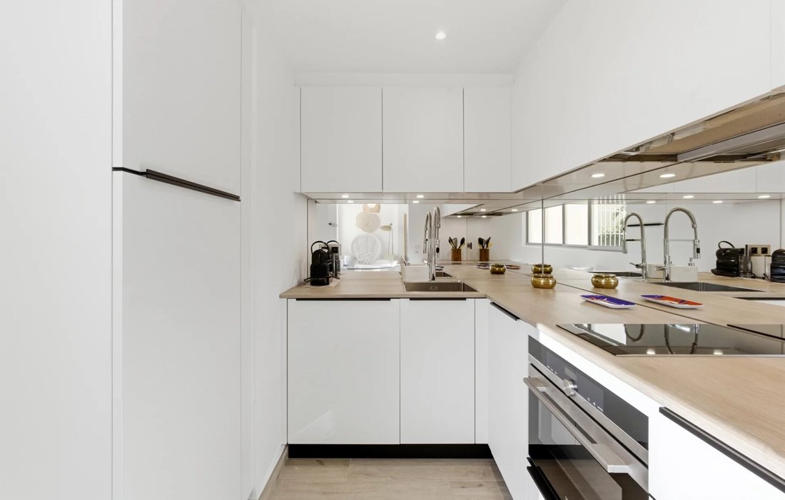 Apartment in French Riviera, Provence-Alpes-Côte d'Azur, France 2 - 17464759