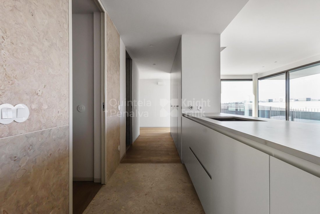 Apartment in Santa Marinha e Sao Pedro da Afurada, Porto District, Portugal 5 - 17467651