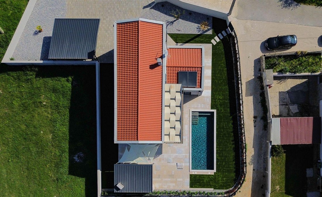 Villa in Sveti Lovrec Pazenaticki, Istria County, Croatia 5 - 17467982