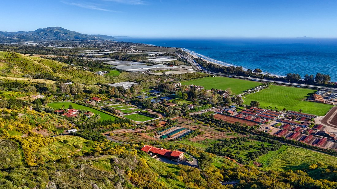House in Carpinteria, California, United States 4 - 17466215
