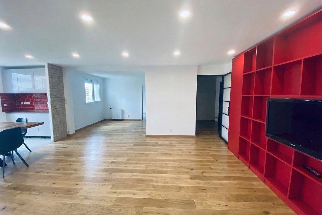 Apartment in Eiffel, Levallois-Perret, France 5 - 17464922