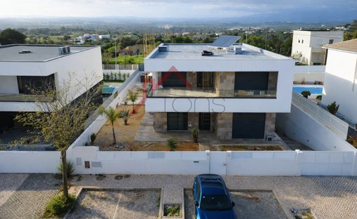 House in Portimao, Algarve, Portugal 1