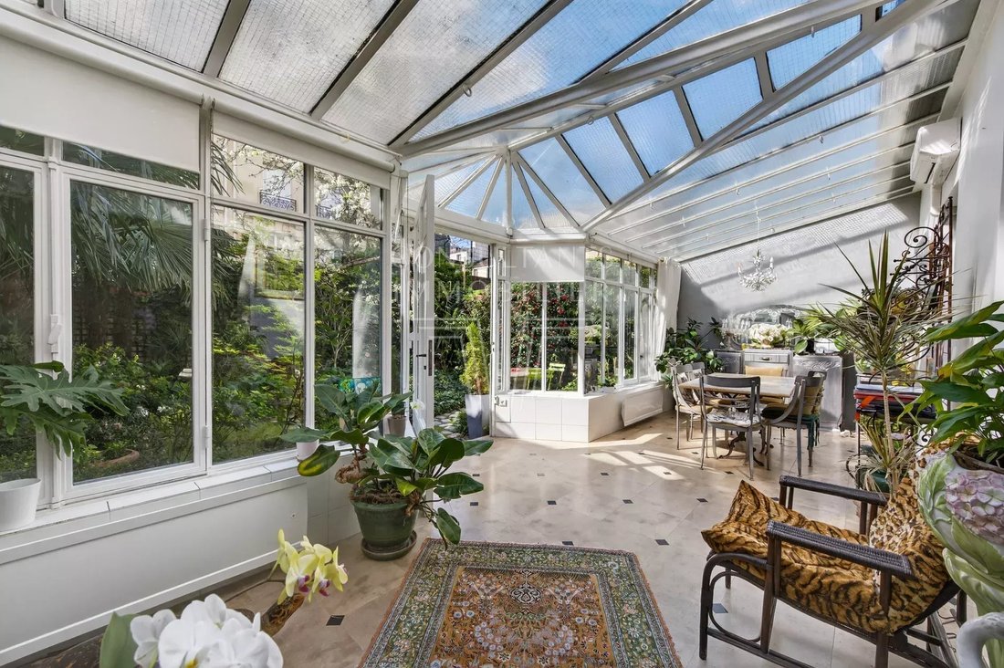 House in Vaugirard-Parc des Expositions, Paris 15e Arrondissement, Paris 4 - 17464988