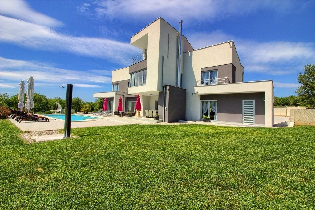 Villa in Krnica, Istria County, Croatia 1 - 17467963