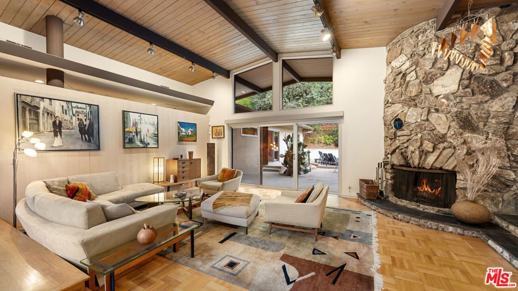 House in Los Angeles, California, United States 4 - 17466365