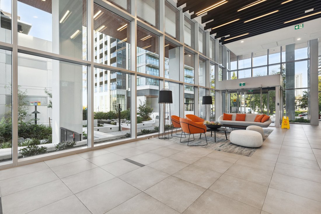 Condo in Surrey, British Columbia, Canada 3 - 17464668