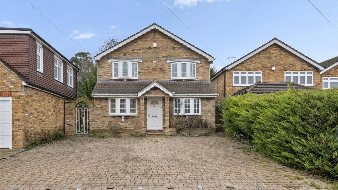 House in Denham, England 4 - 16922550