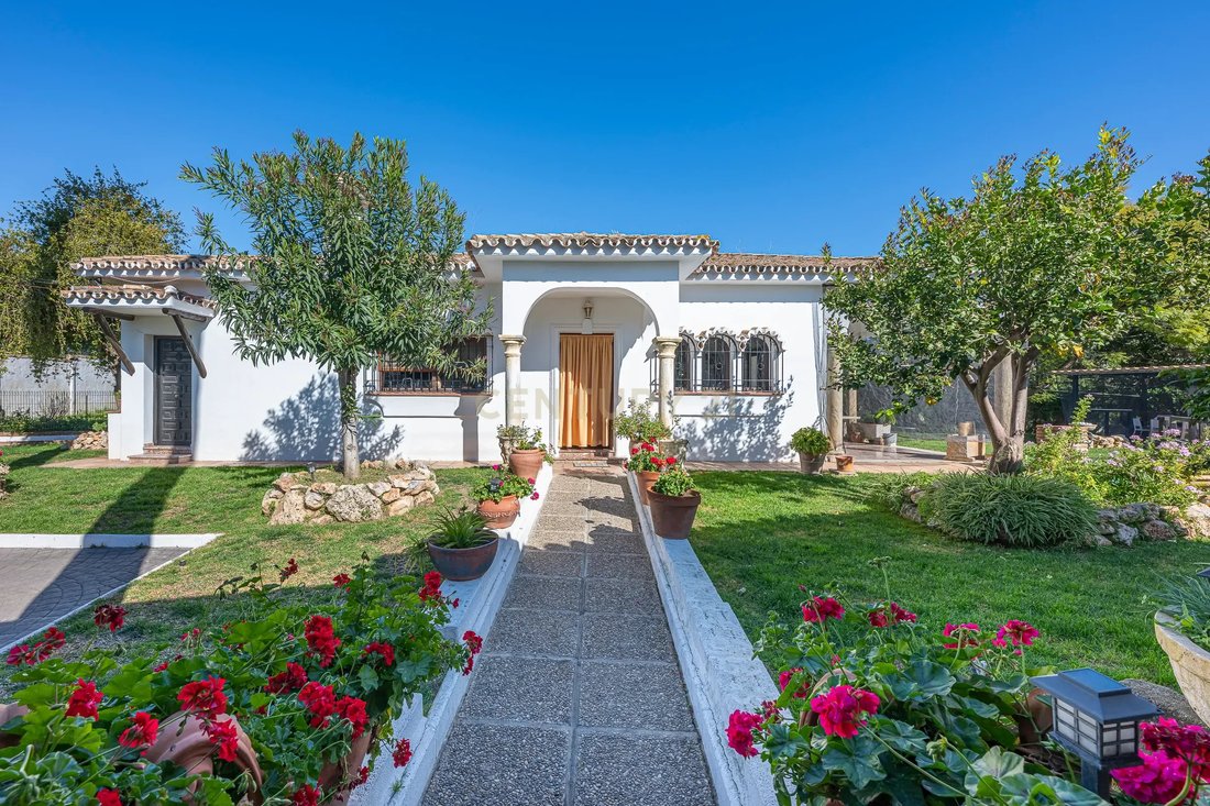 Land in Guadalmina Alta, San Pedro de Alcantara, Spain 1 - 17397656