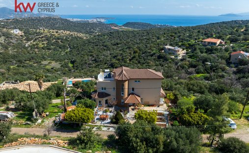 House in Community of Kritsa, Agios Nikolaos Municipal Unit, Greece 1