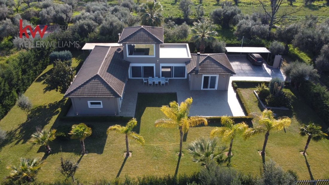 Villa in Mintilogliou, Paralia, Greece 1 - 17464425