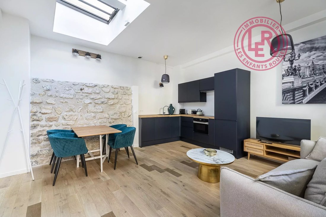 Apartment in Belleville-Saint Maur, Paris 11e Arrondissement, Paris 2 - 15417814