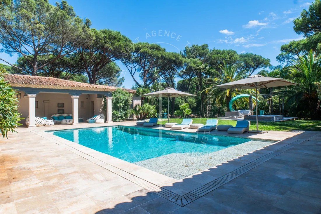 Villa in Ramatuelle, Provence-Alpes-Côte d'Azur, France 4 - 16862198