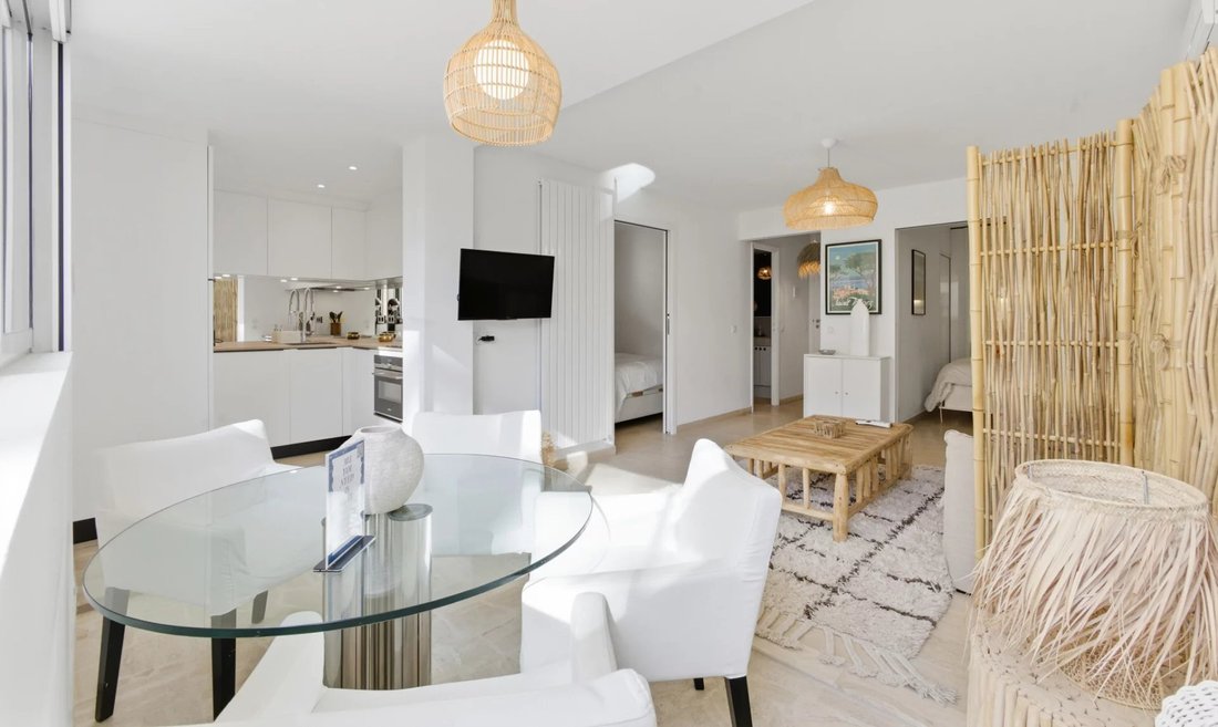 Apartment in French Riviera, Provence-Alpes-Côte d'Azur, France 3 - 17464759