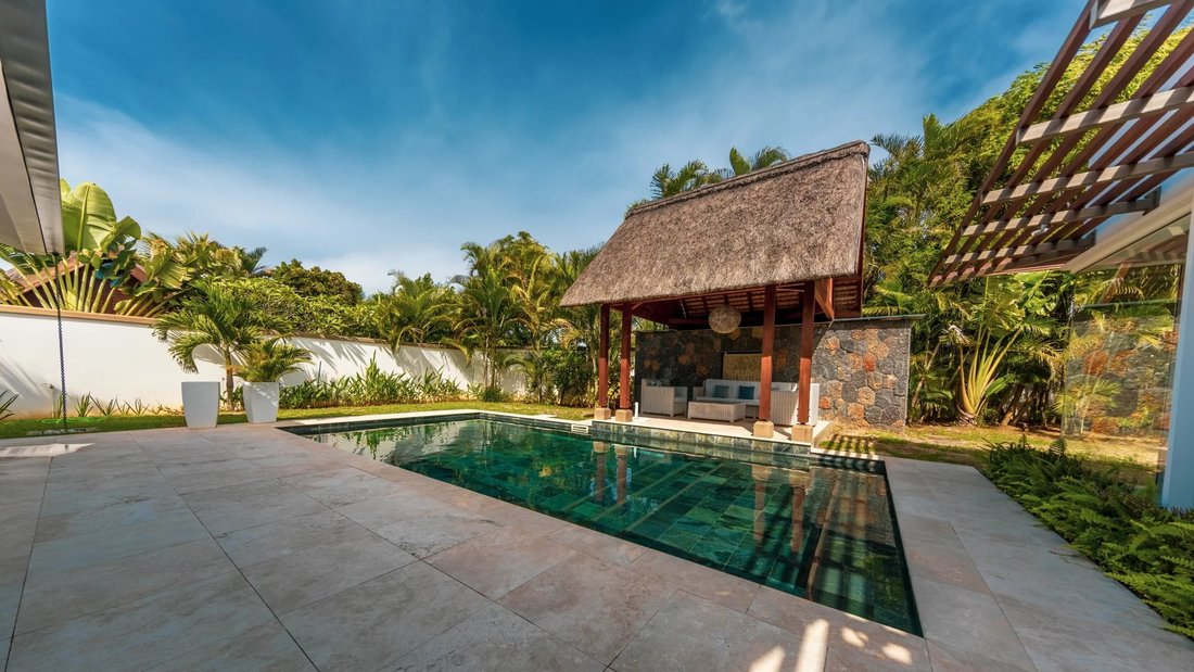 Villa in Grand Baie, Rivière du Rempart District, Mauritius 2 - 17465207