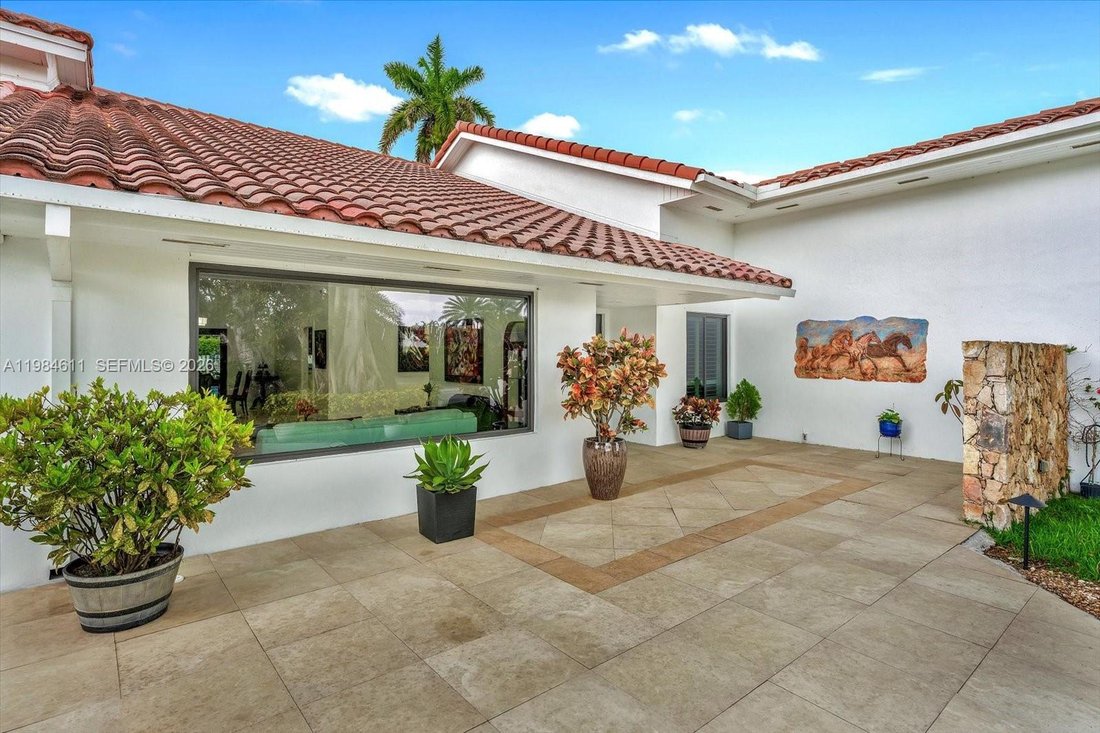 House in Miami, Florida, United States 3 - 17466141