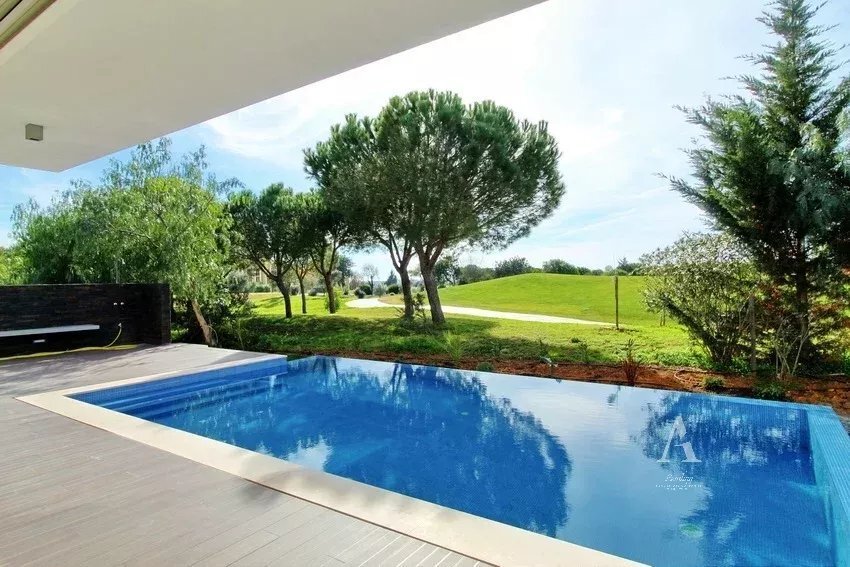 Villa in Vilamoura, Quarteira, Algarve 1 - 14573930