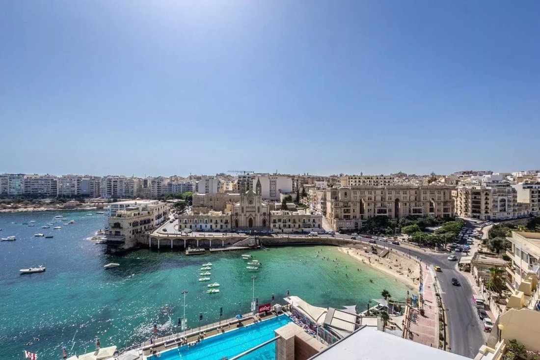 Apartment in Saint Julian's, Malta 1 - 14530684