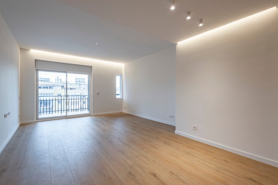 Apartment in Eixample, Barcelona, Spain 5 - 17467077