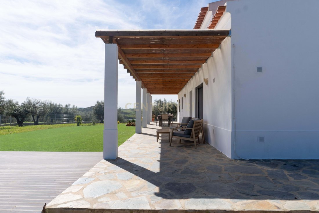 Villa in Alandroal (Nossa Senhora da Conceicao), Sao Bras dos Matos (Mina do Bugalho) e Juromenha (Nossa Senhora do Loreto), Évora District, Portugal 5 - 17467411
