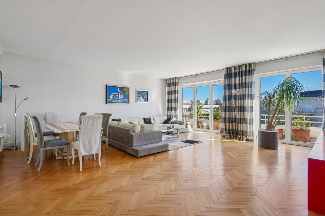 Apartment in La Plaine des Sablons, Neuilly-sur-Seine, France 5 - 17468774