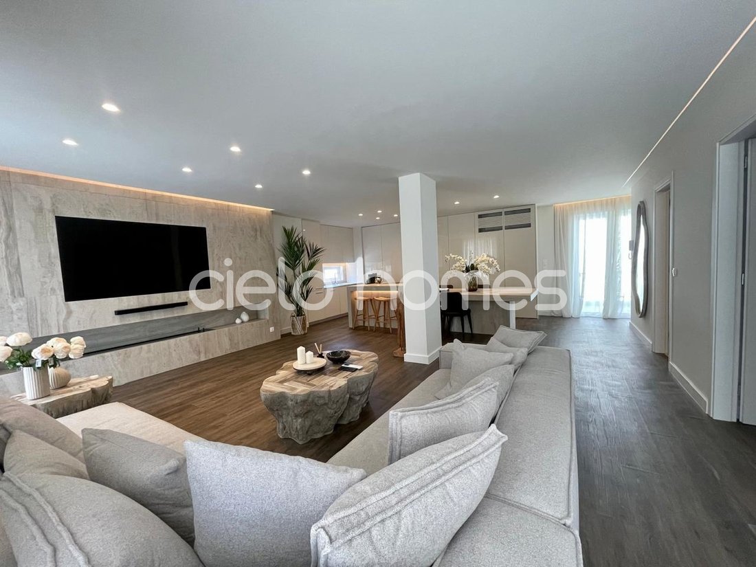 Apartment in Vouliagmeni, Attica, Greece 1 - 17466865