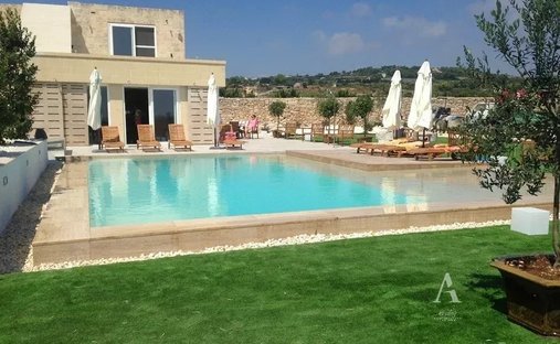 Villa in Siġġiewi, Malta 1