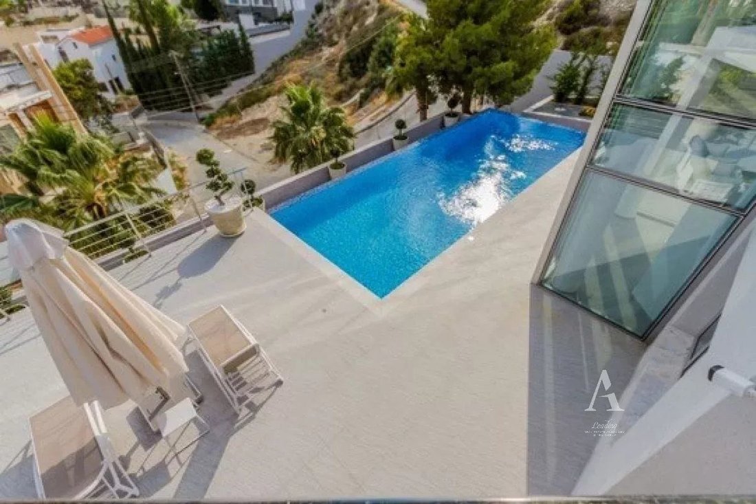 Villa in Limassol, Limassol, Cyprus 1 - 14627018