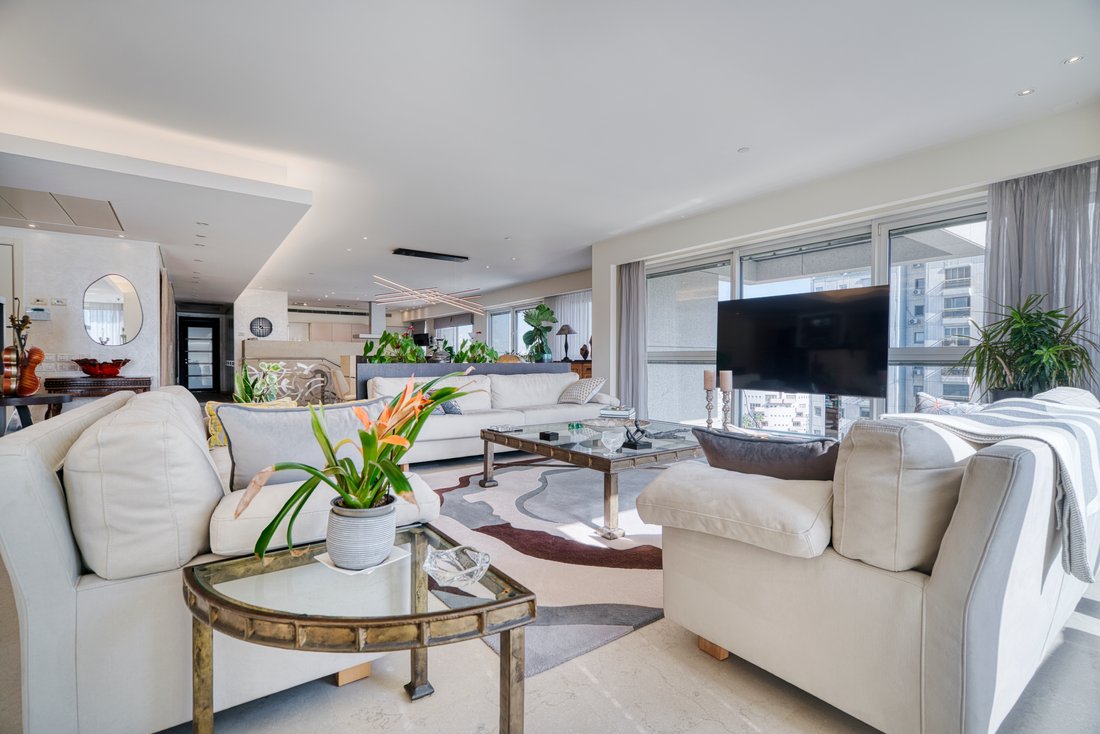 Apartment in Tel Aviv-Yafo, Tel Aviv District, Israel 2 - 17468466