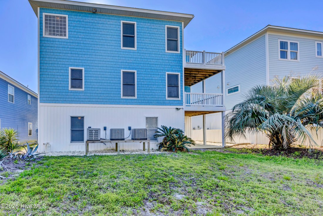 House in Kure Beach, North Carolina, United States 4 - 17425029