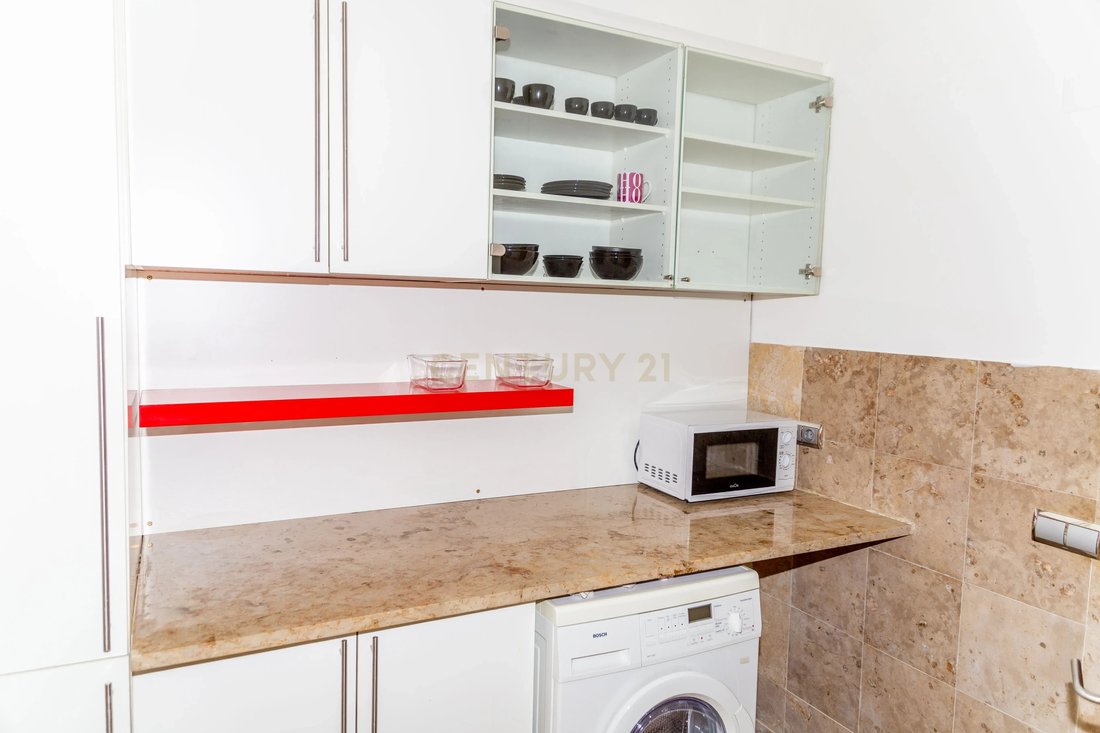 Apartment in Misericordia, Lisbon, Portugal 3 - 17467386