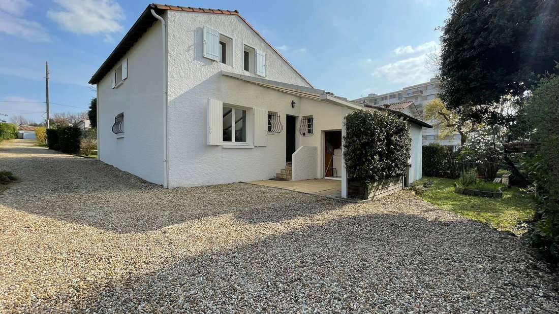 House in Vaux-sur-Mer, Nouvelle-Aquitaine, France 5 - 17467072