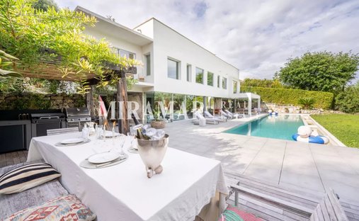 Villa in Nice, Provence-Alpes-Côte d'Azur, France 1