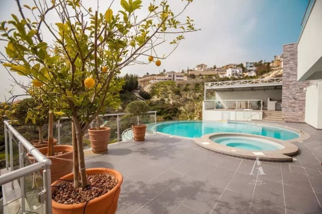 Villa in Limassol, Limassol, Cyprus 3 - 14642077