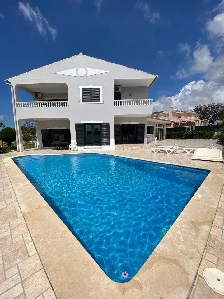 Villa in Praia dos Pescadores, Olhos de Agua, Portugal 1 - 14584316