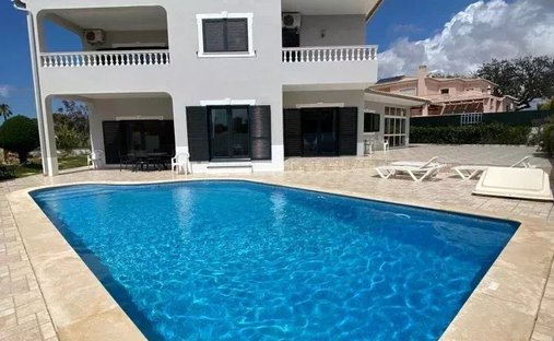 Villa in Praia dos Pescadores, Olhos de Agua, Portugal 1